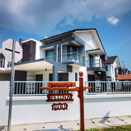 Pesona Suri Homestay Batu Pahat Kültér fotó